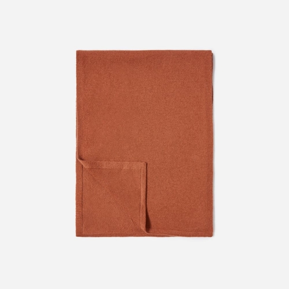 Everlane The cashmere scarf - Picture 2 of 7